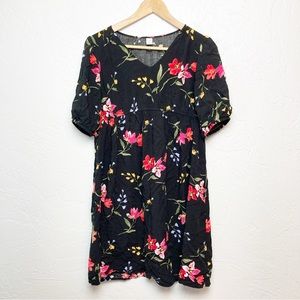 Old Navy Maternity floral dress small